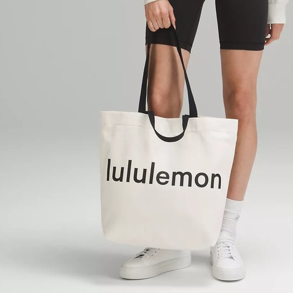 lululemon athletica Handbags - NWT Lululemon Double-Handle Canvas Tote Bag 17L in natural/black